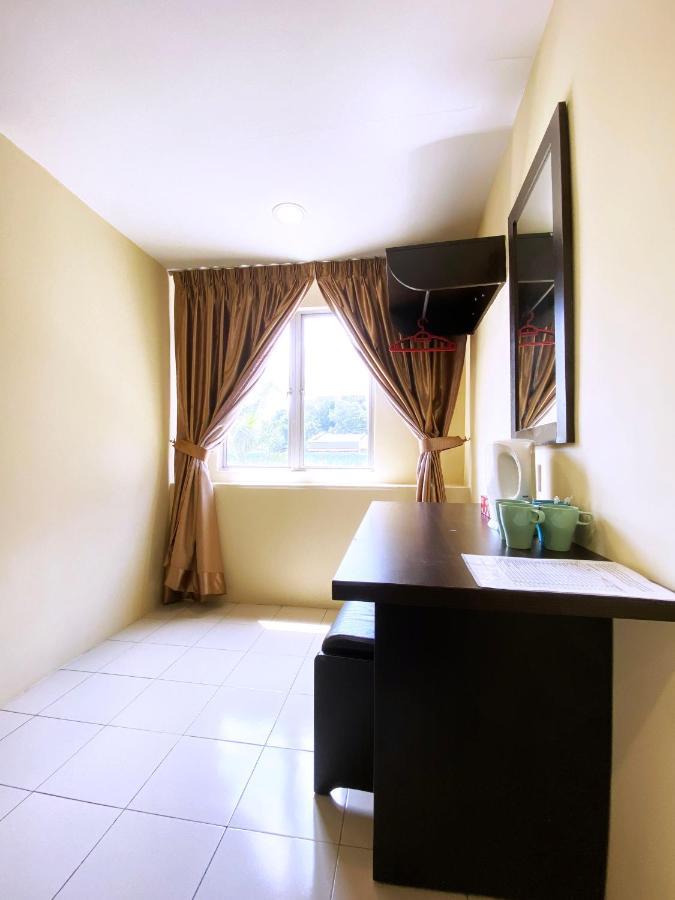 Your Hotel Klang By D'Concept Екстер'єр фото